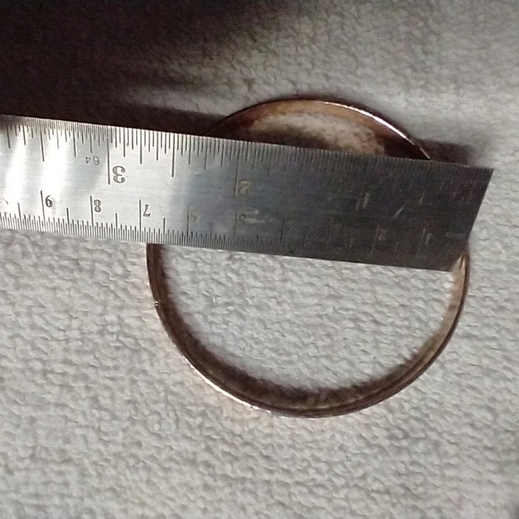 Goldtone decorative bangle bracelet - Picture 2 of 2